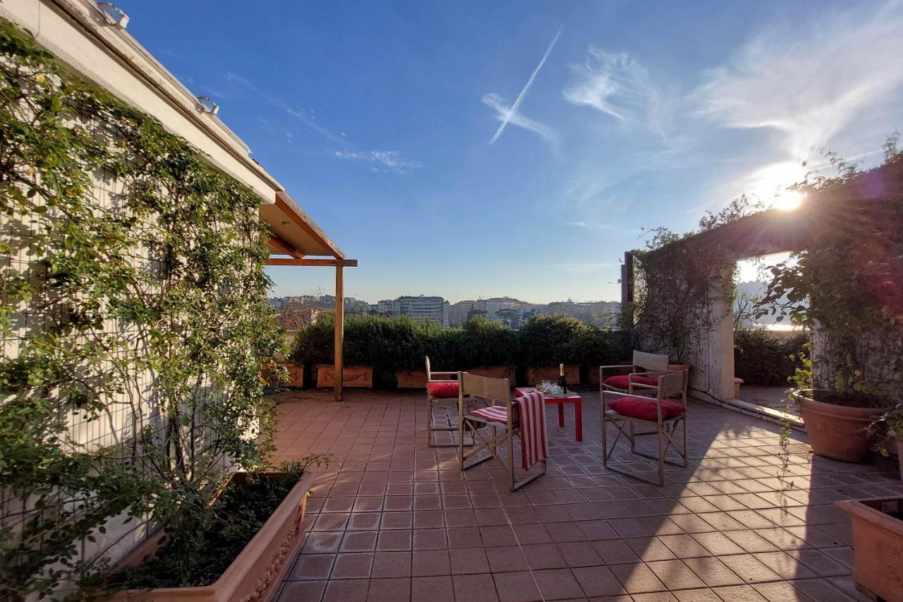 Beautiful Loft In Ponte Milvio With Terrace Roma Exterior foto