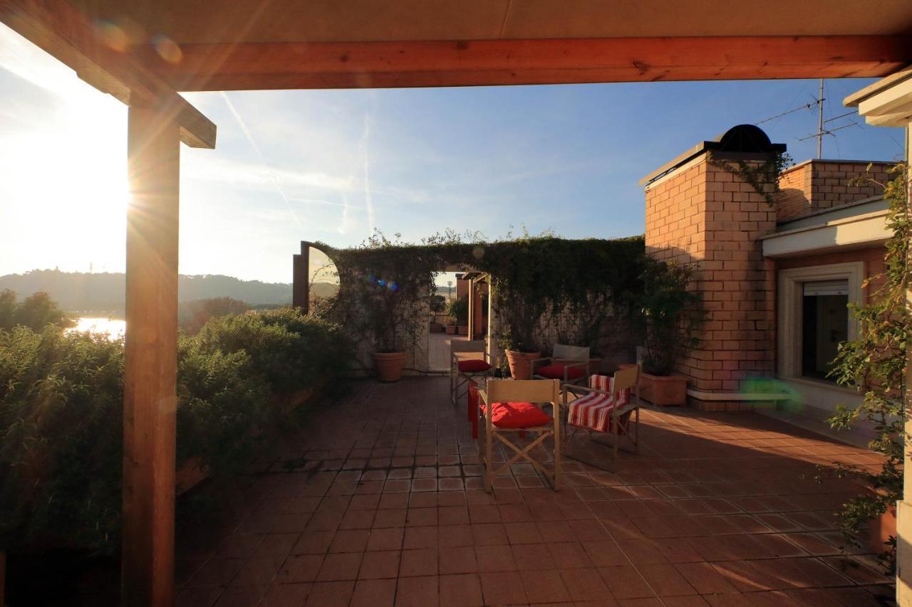 Beautiful Loft In Ponte Milvio With Terrace Roma Exterior foto