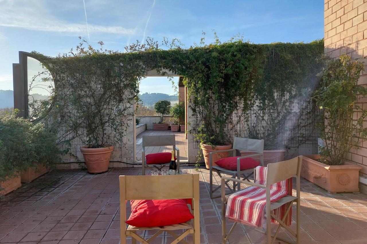 Beautiful Loft In Ponte Milvio With Terrace Roma Exterior foto