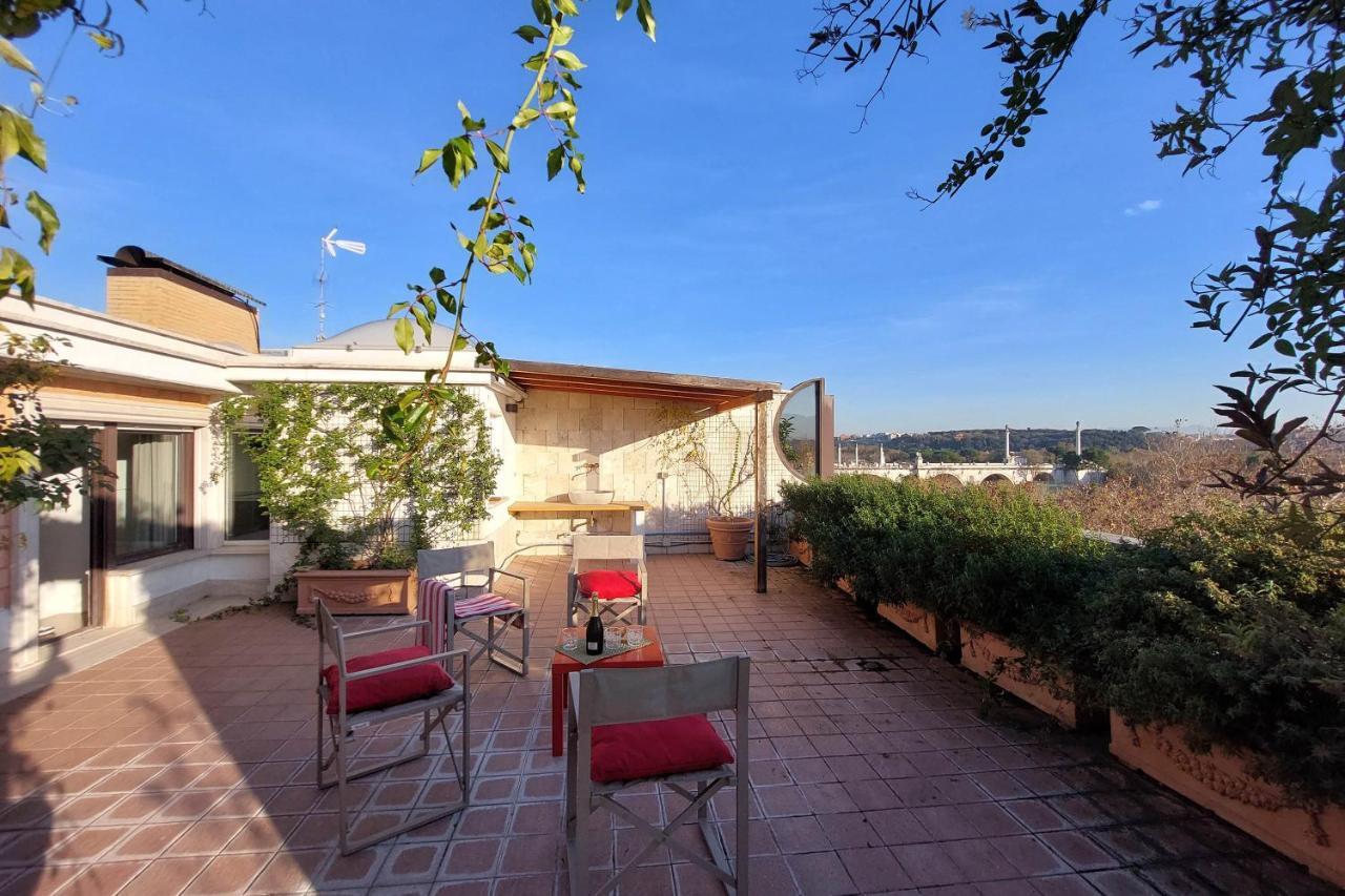 Beautiful Loft In Ponte Milvio With Terrace Roma Exterior foto