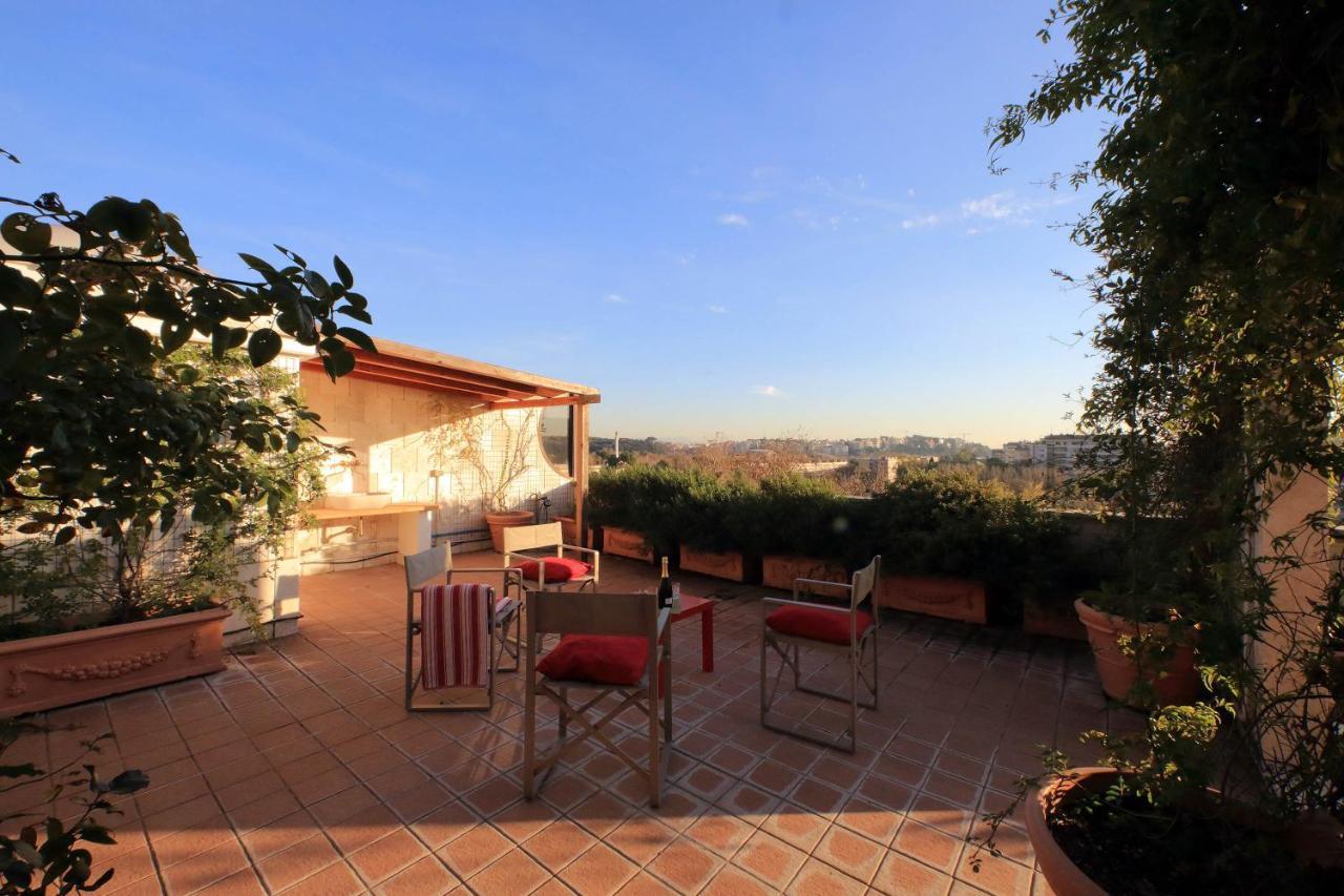 Beautiful Loft In Ponte Milvio With Terrace Roma Exterior foto