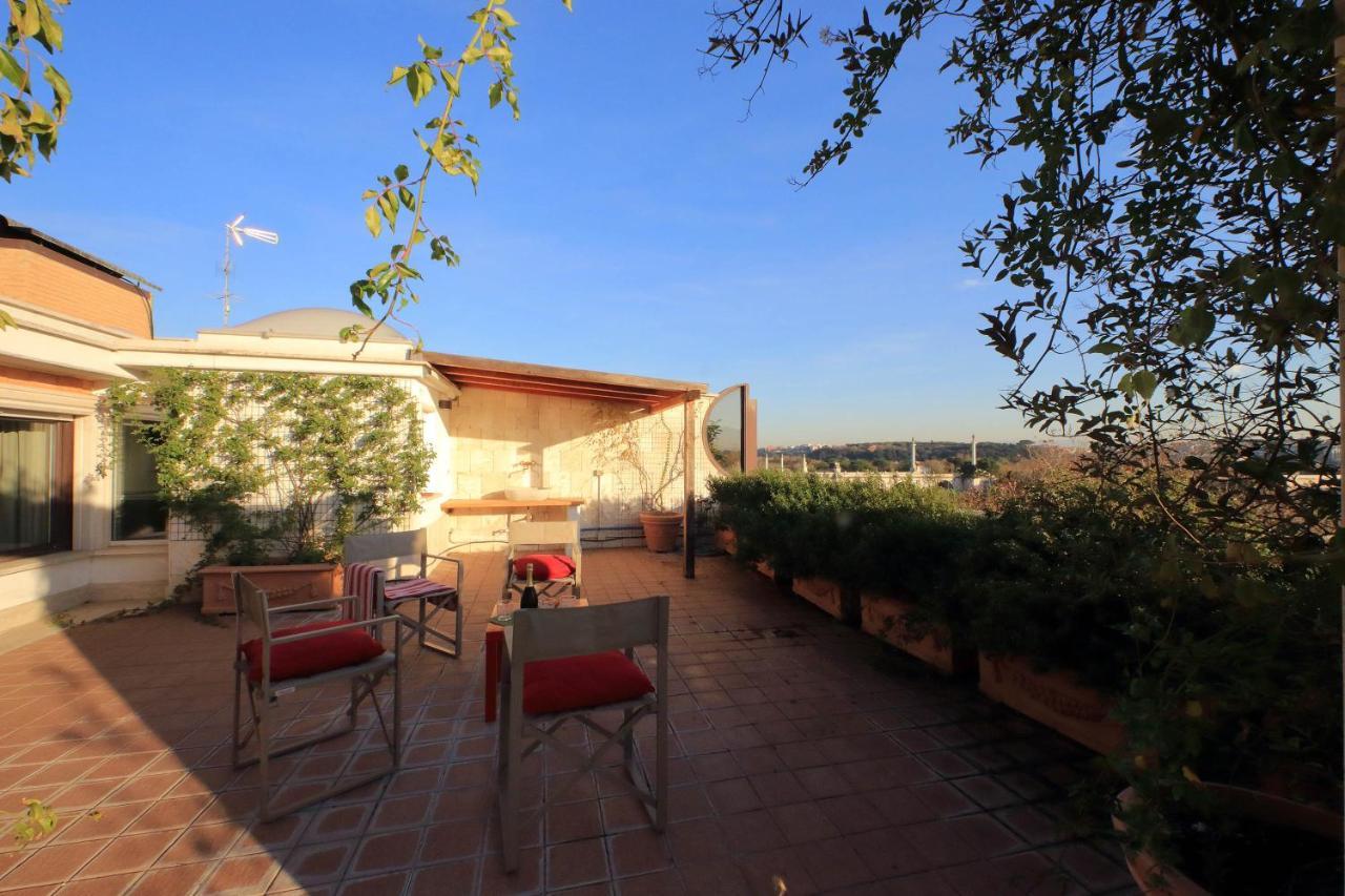 Beautiful Loft In Ponte Milvio With Terrace Roma Exterior foto