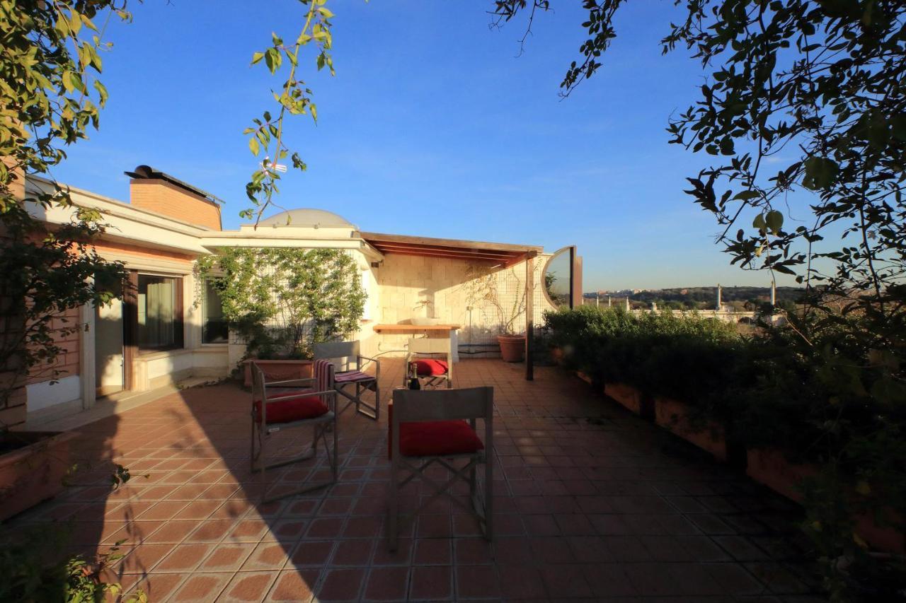 Beautiful Loft In Ponte Milvio With Terrace Roma Exterior foto